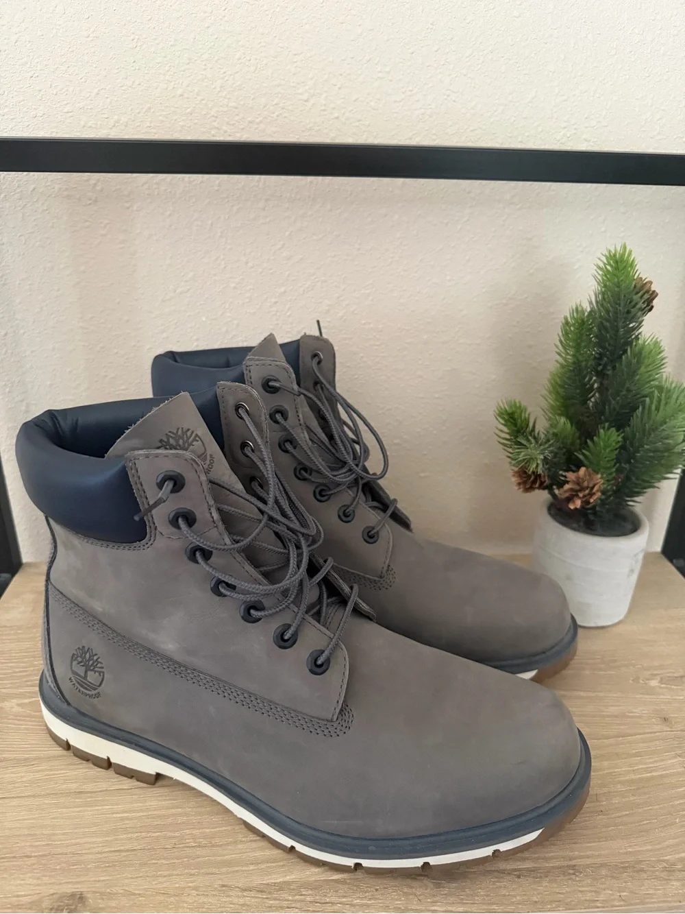 Men's Timberland Grey 6” Lace-Up Waterproof Work Boots